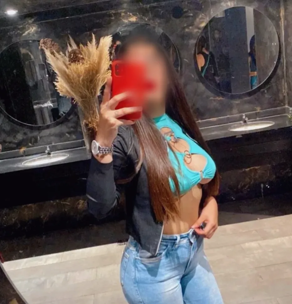 Asia, 35 anni