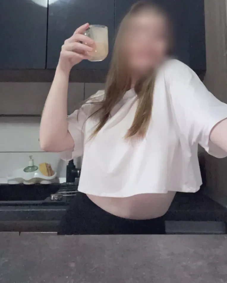Rebecca, 27 anni