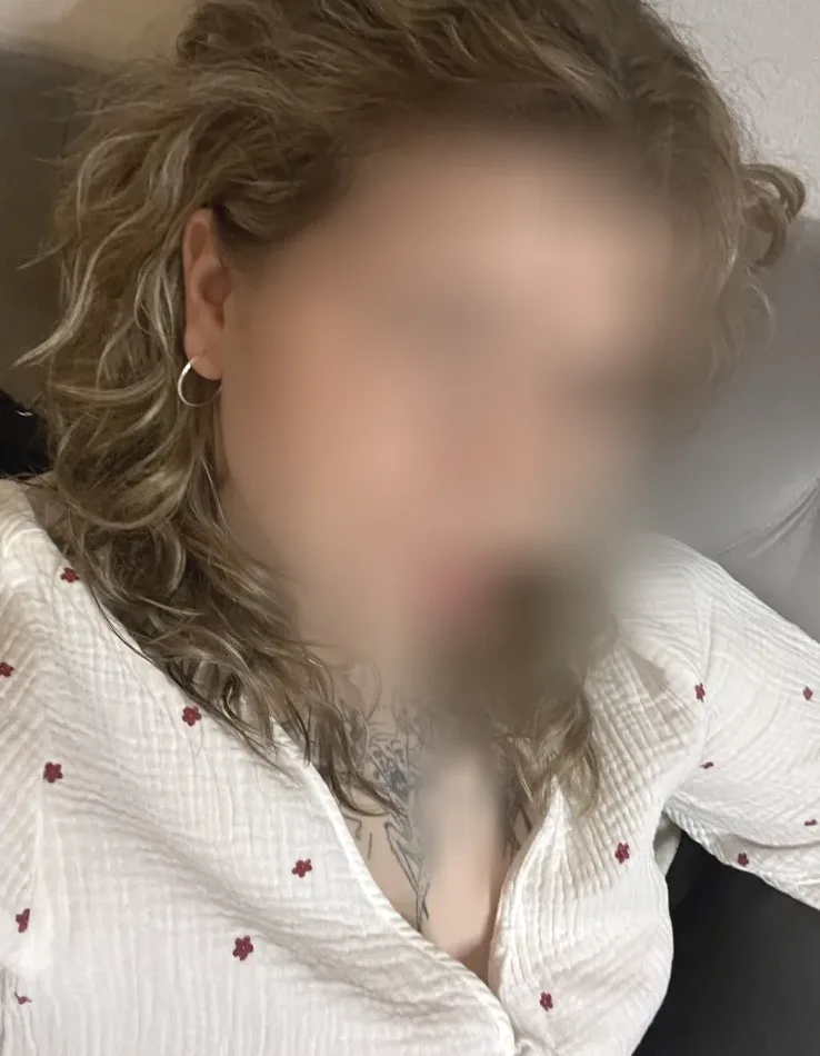 Xheni, 20 anni